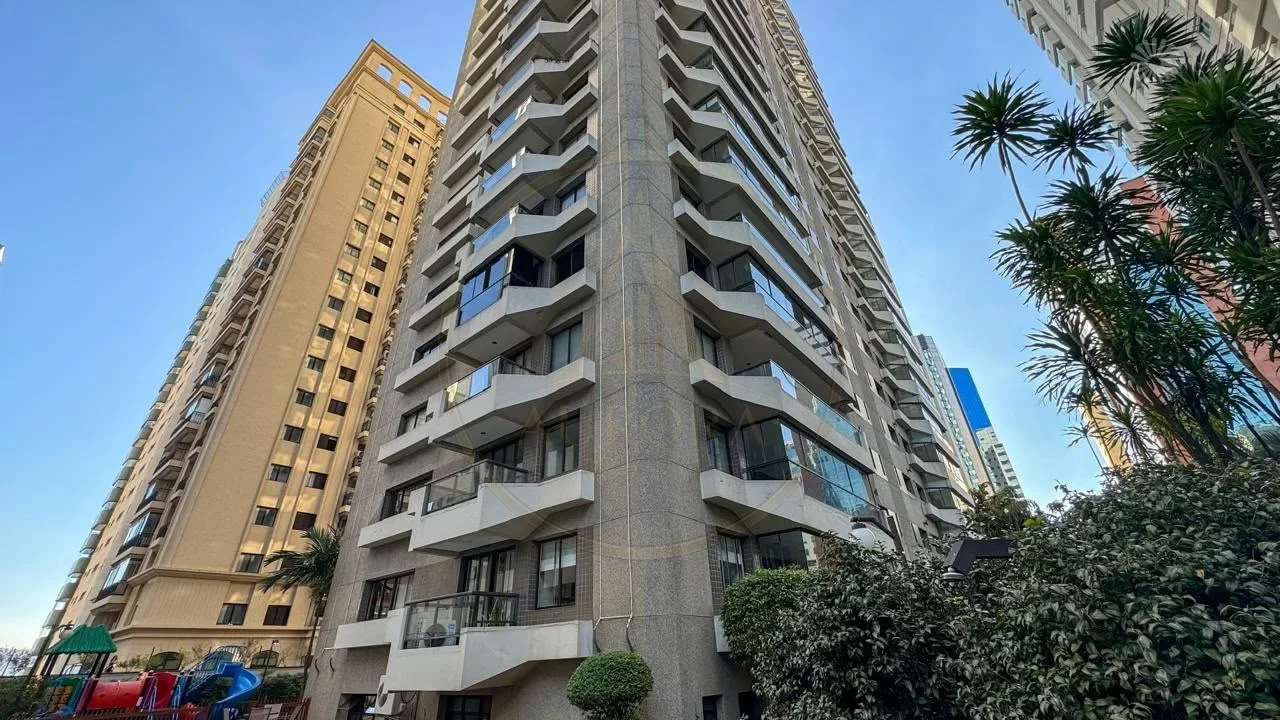 Edifício Chateau | Alphaville – 287 m² | 3 Suítes | 4 Vagas | 100% Reformado | Nunca Habitado