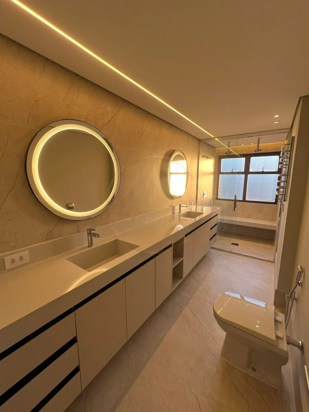Edifício Chateau | Alphaville – 287 m² | 3 Suítes | 4 Vagas | 100% Reformado | Nunca Habitado 3