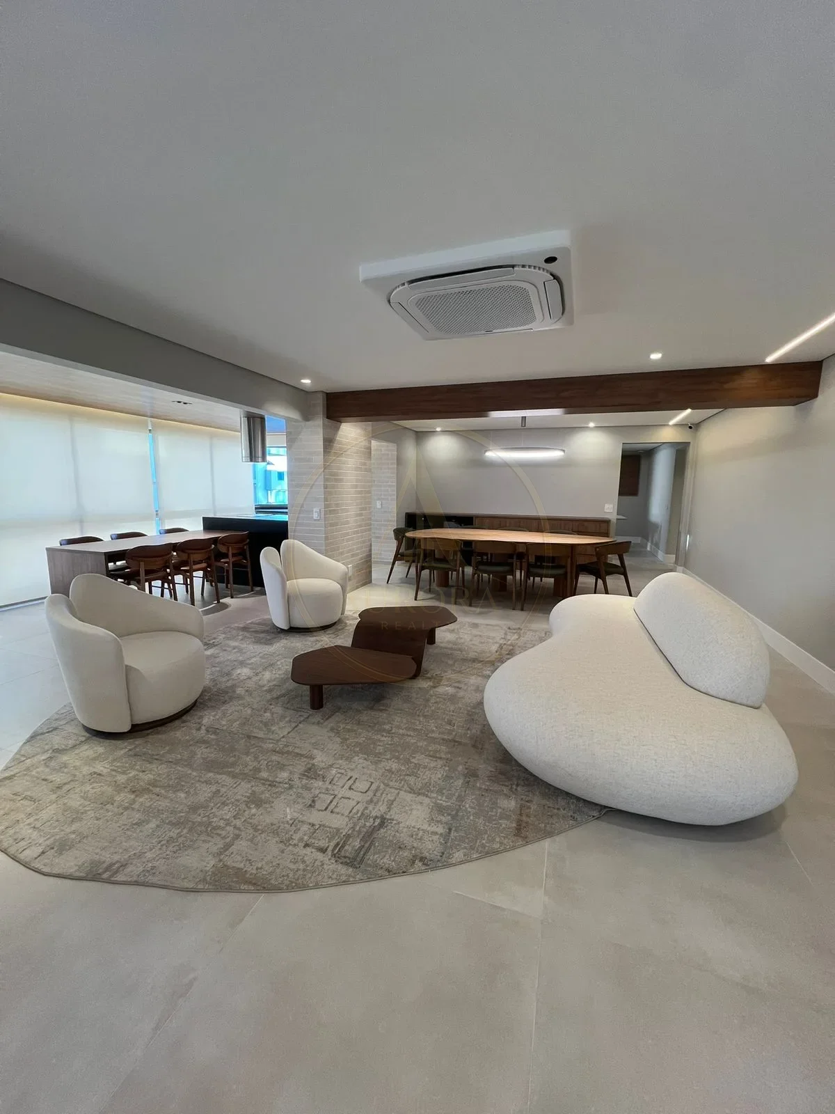 Edifício Chateau | Alphaville – 287 m² | 3 Suítes | 4 Vagas | 100% Reformado | Nunca Habitado 10