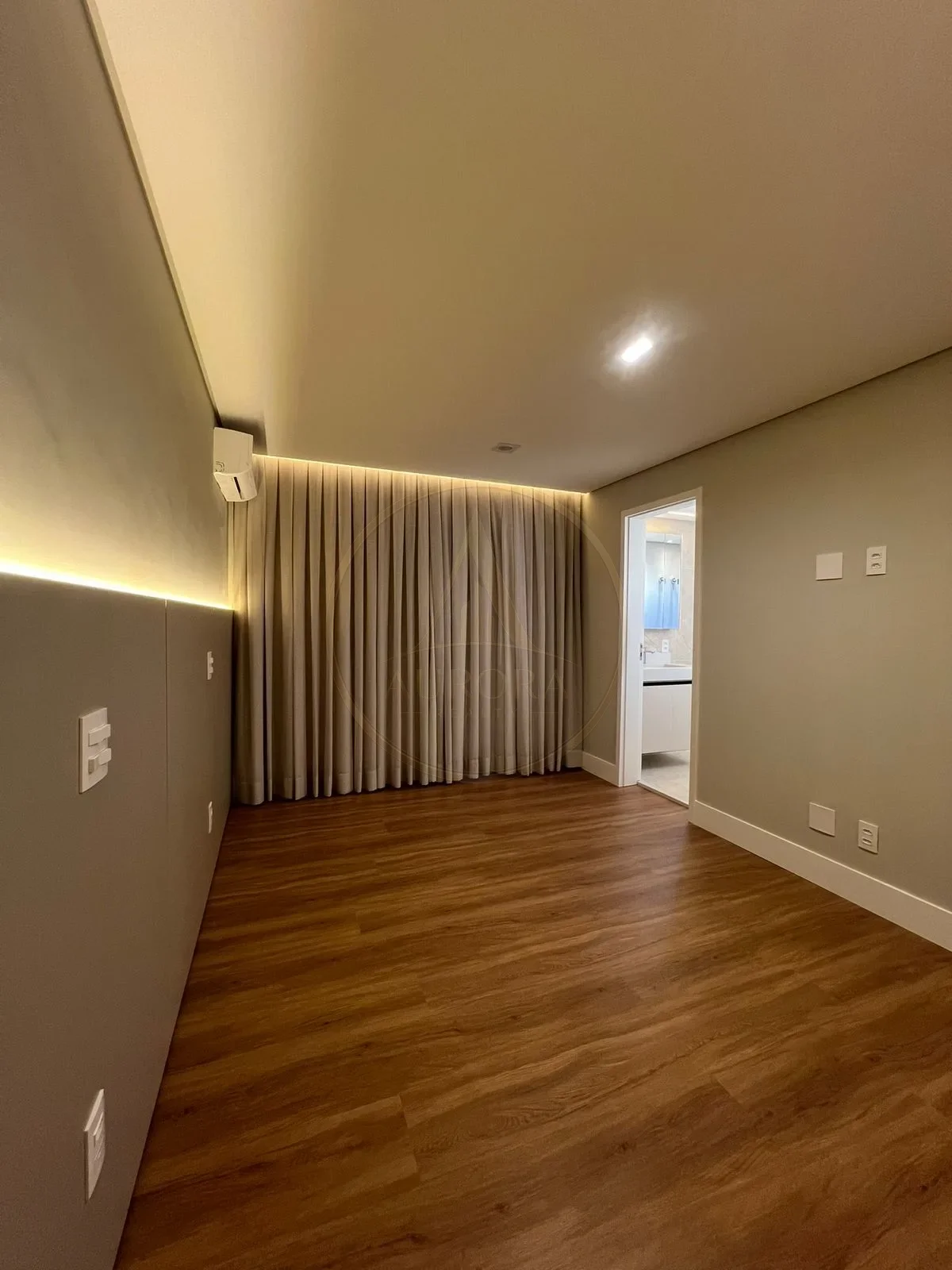 Edifício Chateau | Alphaville – 287 m² | 3 Suítes | 4 Vagas | 100% Reformado | Nunca Habitado 11